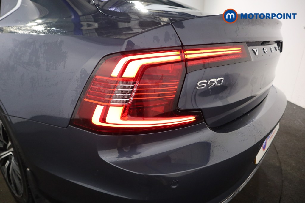 Volvo S90 Inscription Automatic Petrol Plug-In Hybrid Saloon - Stock Number (1604198) - 31st supplementary image
