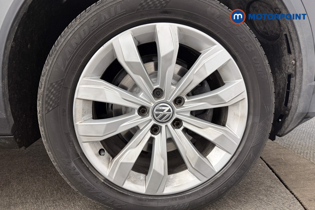 Volkswagen T-Roc SE Manual Diesel SUV - Stock Number (1604418) - 10th supplementary image