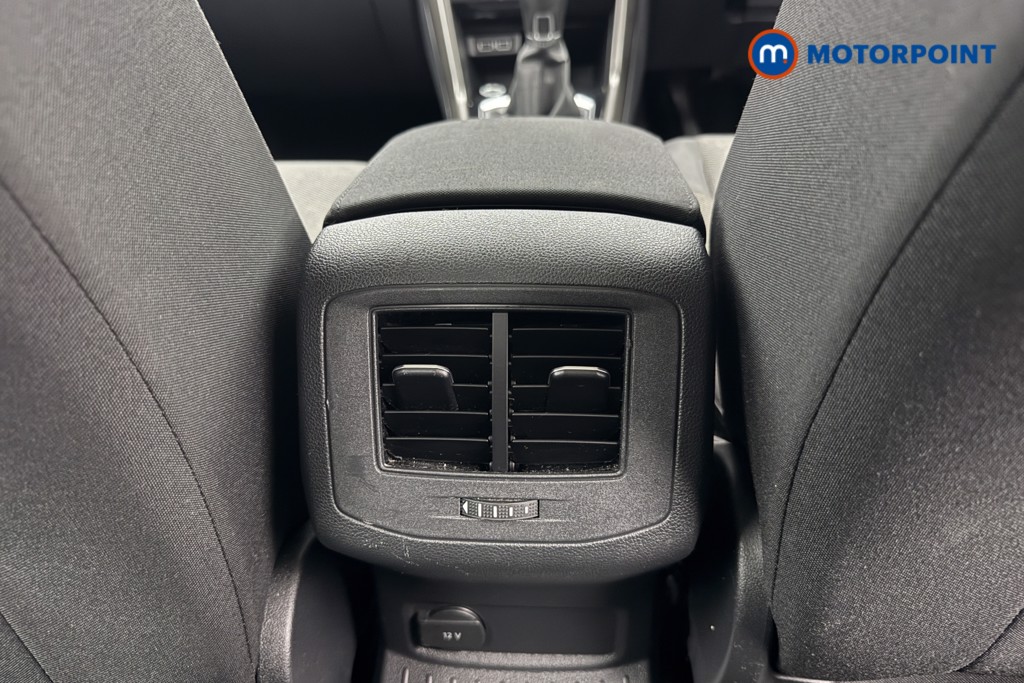 Volkswagen T-Roc SE Manual Diesel SUV - Stock Number (1604418) - 20th supplementary image