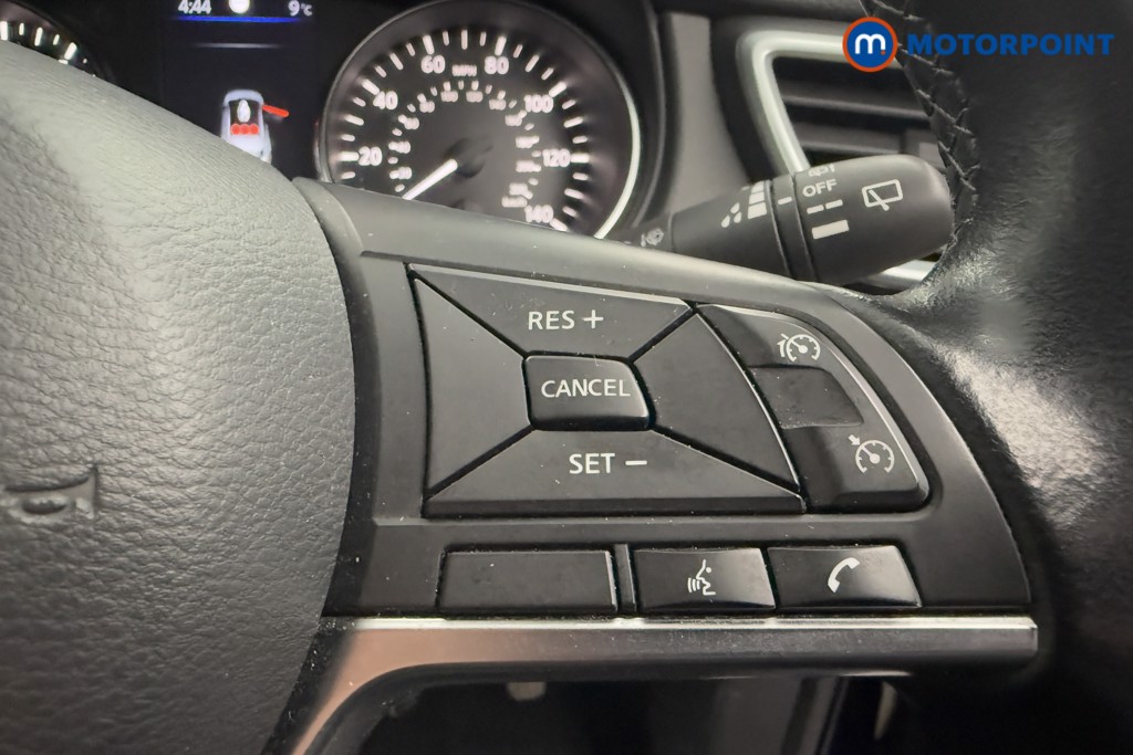 Nissan Qashqai Acenta Premium Automatic Petrol SUV - Stock Number (1604472) - 5th supplementary image