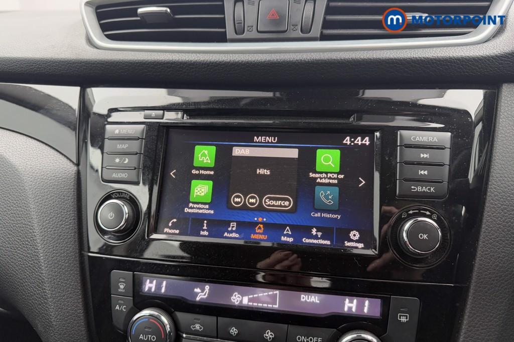 Nissan Qashqai Acenta Premium Automatic Petrol SUV - Stock Number (1604472) - 9th supplementary image