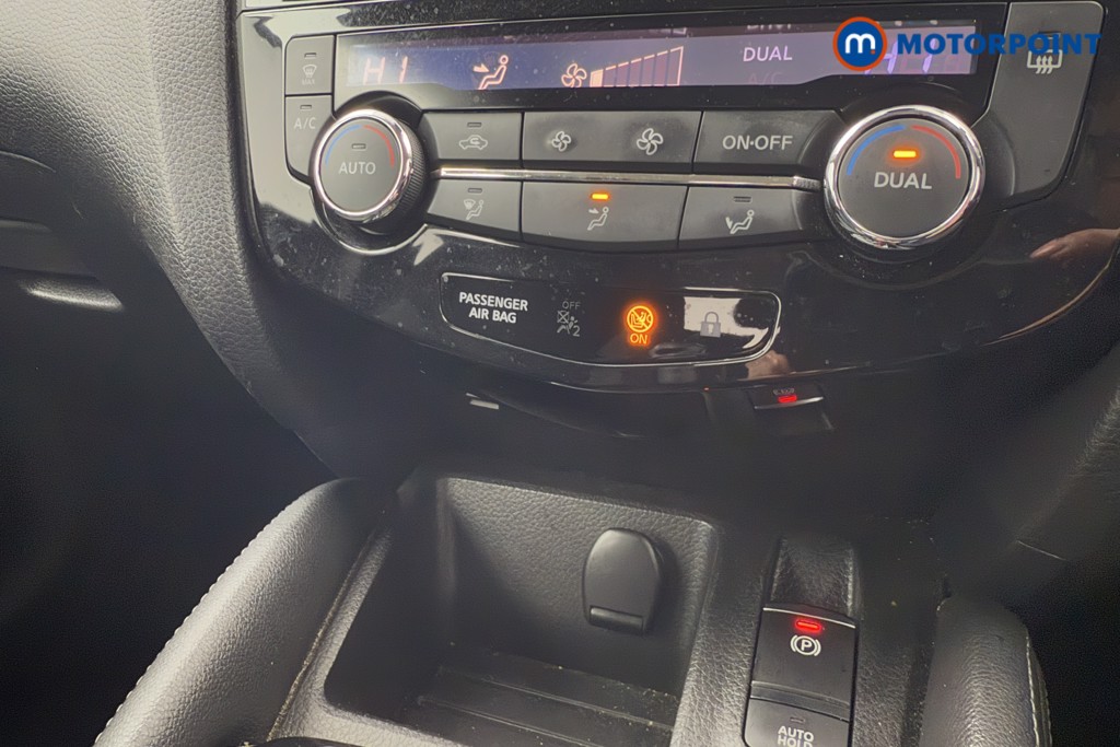 Nissan Qashqai Acenta Premium Automatic Petrol SUV - Stock Number (1604472) - 11th supplementary image