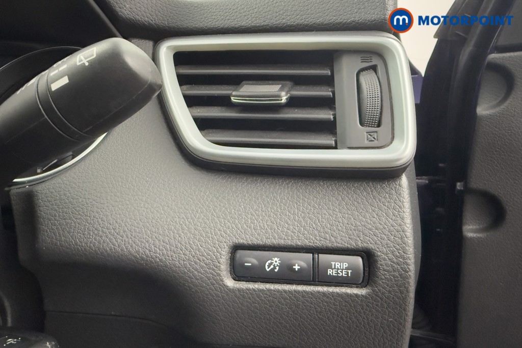 Nissan Qashqai Acenta Premium Automatic Petrol SUV - Stock Number (1604472) - 15th supplementary image