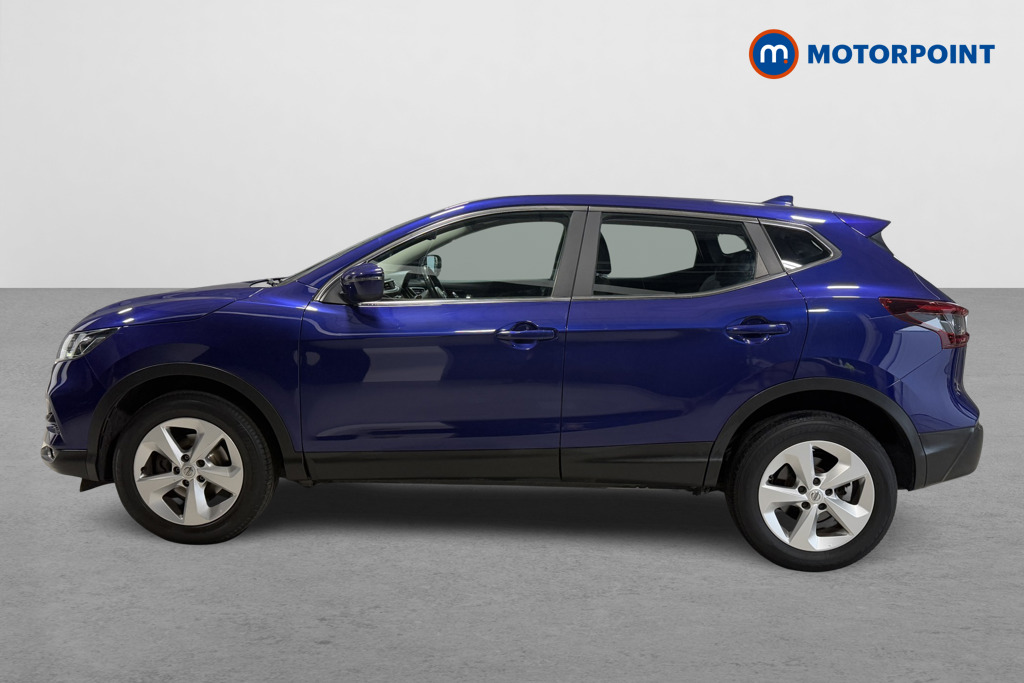 Nissan Qashqai Acenta Premium Automatic Petrol SUV - Stock Number (1604472) - Passenger side