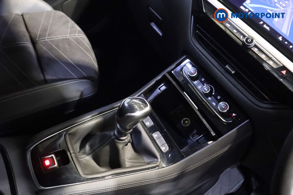 Vauxhall Grandland Ultimate Manual Petrol SUV - Stock Number (1604914) - 7th supplementary image