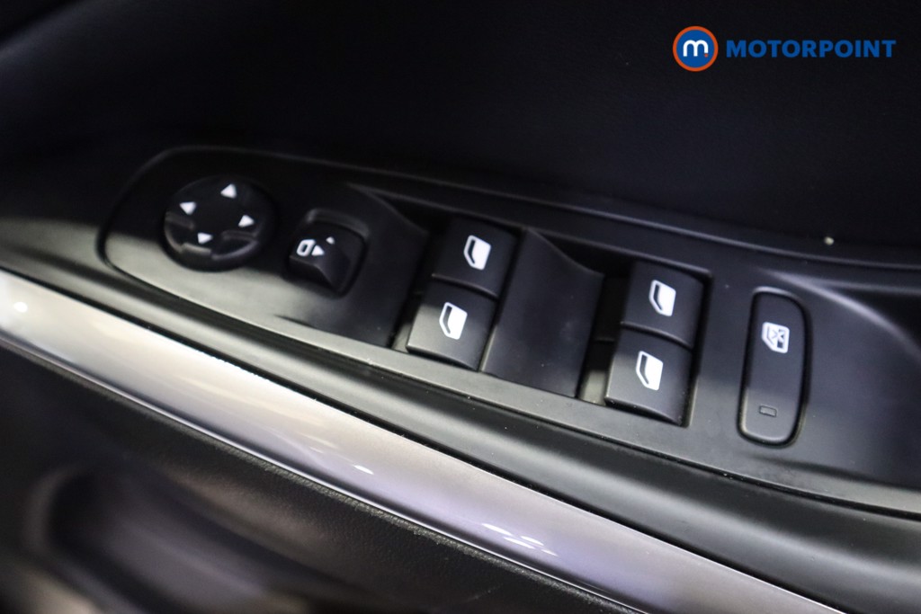 Vauxhall Grandland Ultimate Manual Petrol SUV - Stock Number (1604914) - 11th supplementary image