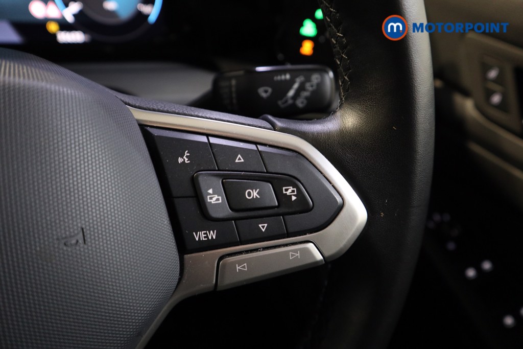 Volkswagen Golf Style Edition Manual Petrol Hatchback - Stock Number (1604921) - 4th supplementary image