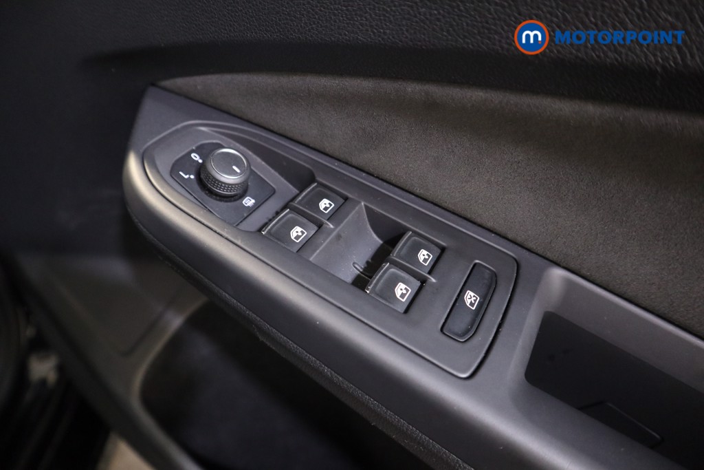 Volkswagen Golf Style Edition Manual Petrol Hatchback - Stock Number (1604921) - 13th supplementary image