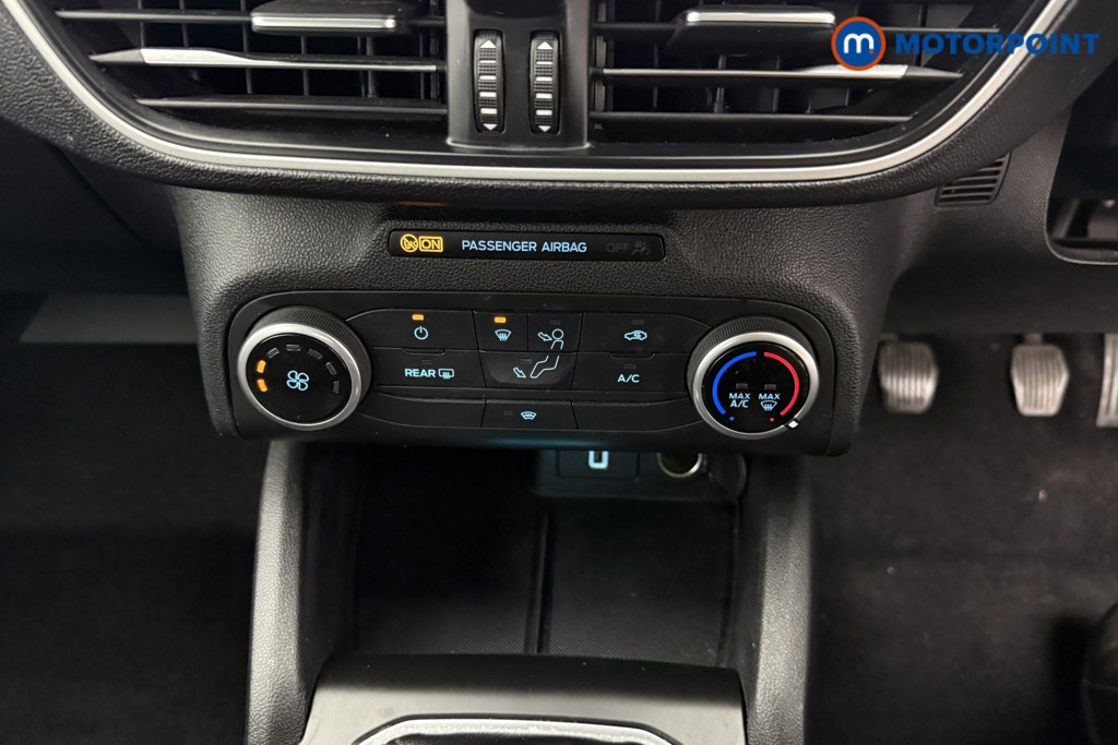 Ford Focus Zetec Manual Petrol Hatchback - Stock Number (1604924) - 12th supplementary image