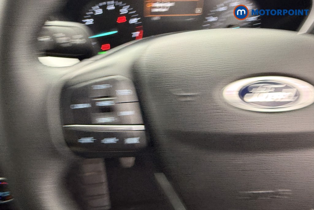 Ford Focus Zetec Manual Petrol Hatchback - Stock Number (1604924) - 14th supplementary image