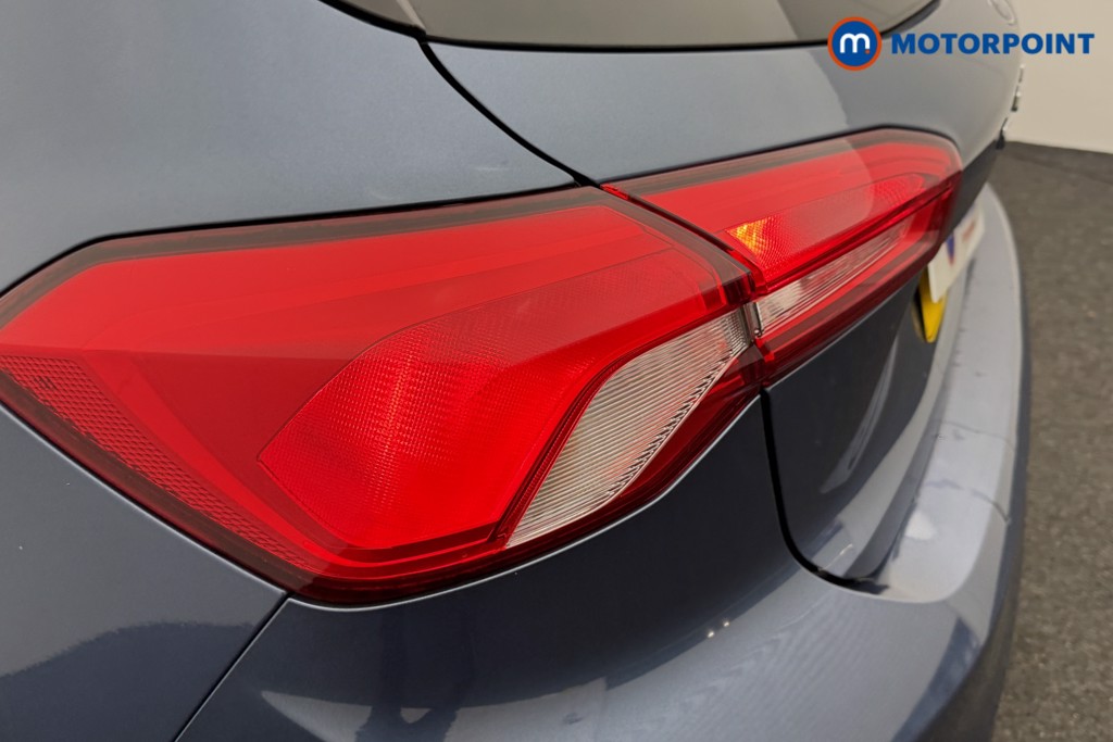 Ford Focus Zetec Manual Petrol Hatchback - Stock Number (1604924) - 25th supplementary image