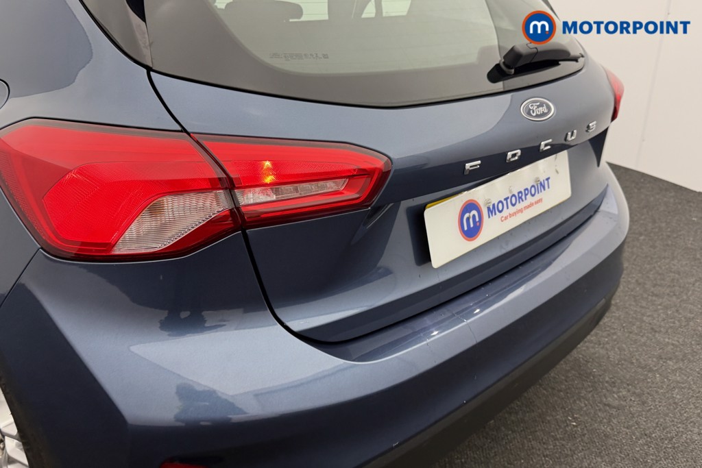 Ford Focus Zetec Manual Petrol Hatchback - Stock Number (1604924) - 26th supplementary image