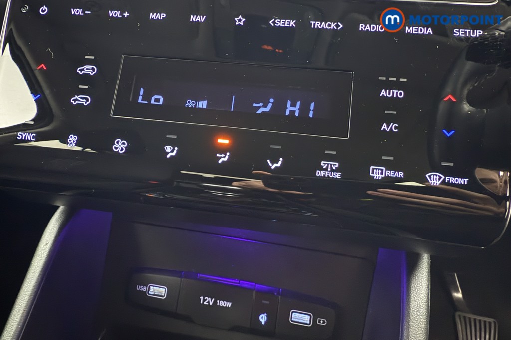 Hyundai Tucson Premium Manual Petrol SUV - Stock Number (1604957) - 10th supplementary image