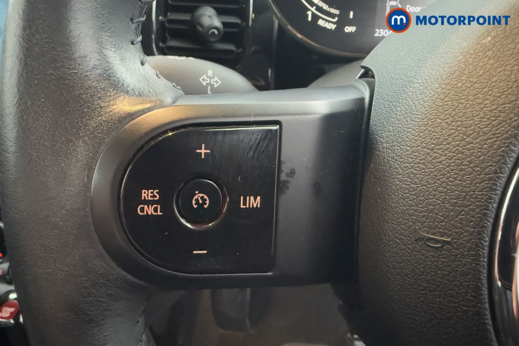 Mini Hatchback One Classic Manual Petrol Hatchback - Stock Number (1604978) - 3rd supplementary image