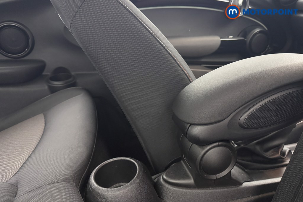 Mini Hatchback One Classic Manual Petrol Hatchback - Stock Number (1604978) - 23rd supplementary image