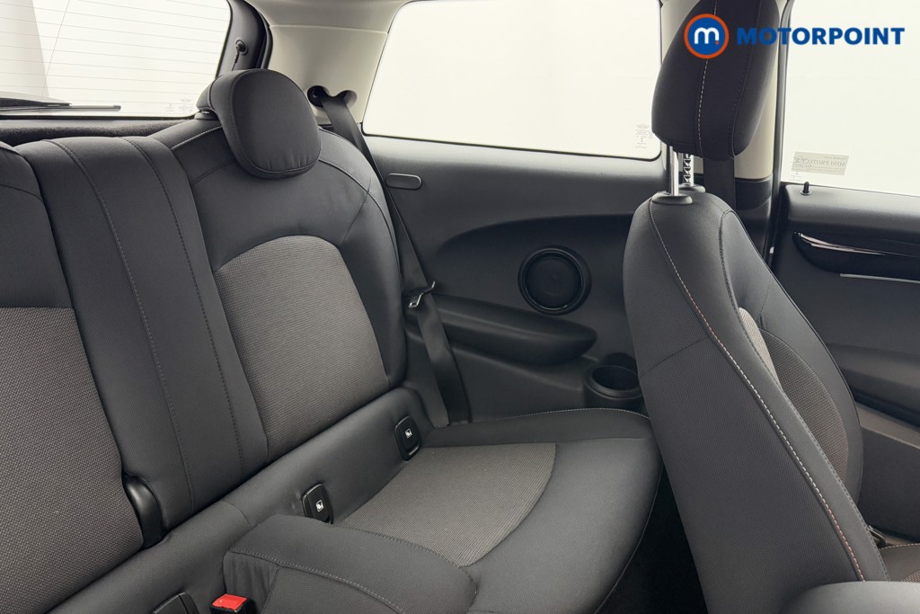 Mini Hatchback One Classic Manual Petrol Hatchback - Stock Number (1604978) - 24th supplementary image