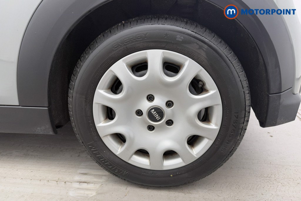 Mini Hatchback One Classic Manual Petrol Hatchback - Stock Number (1604978) - 29th supplementary image