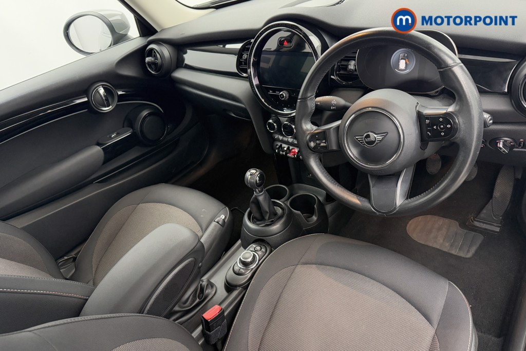 Mini Hatchback One Classic Manual Petrol Hatchback - Stock Number (1604978) - 1st supplementary image