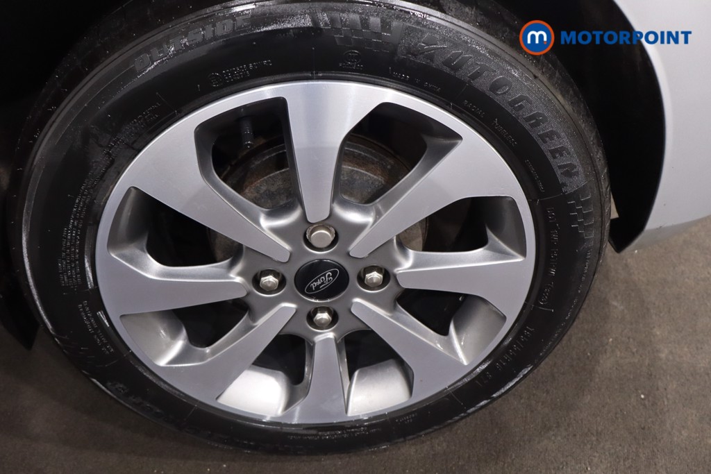 Ford Fiesta Trend Manual Petrol Hatchback - Stock Number (1605439) - 11th supplementary image