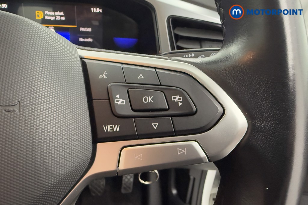 Volkswagen T-Roc Life Manual Petrol SUV - Stock Number (1605553) - 5th supplementary image