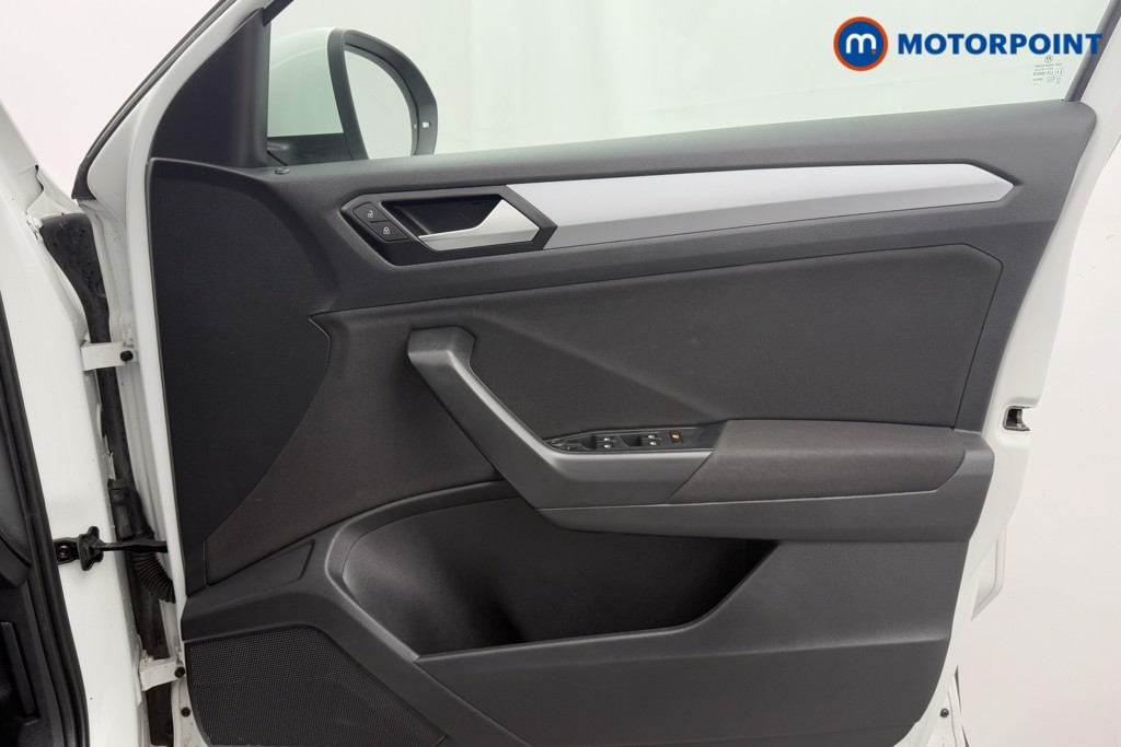 Volkswagen T-Roc Life Manual Petrol SUV - Stock Number (1605553) - 18th supplementary image