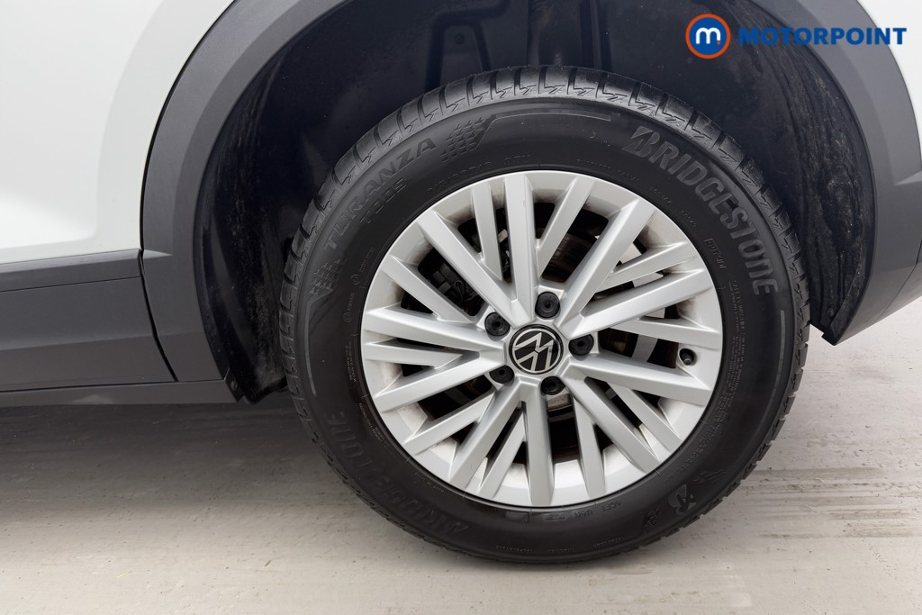 Volkswagen T-Roc Life Manual Petrol SUV - Stock Number (1605553) - 31st supplementary image