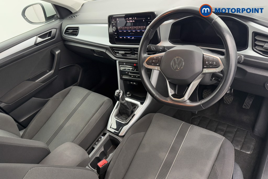Volkswagen T-Roc Life Manual Petrol SUV - Stock Number (1605553) - 1st supplementary image