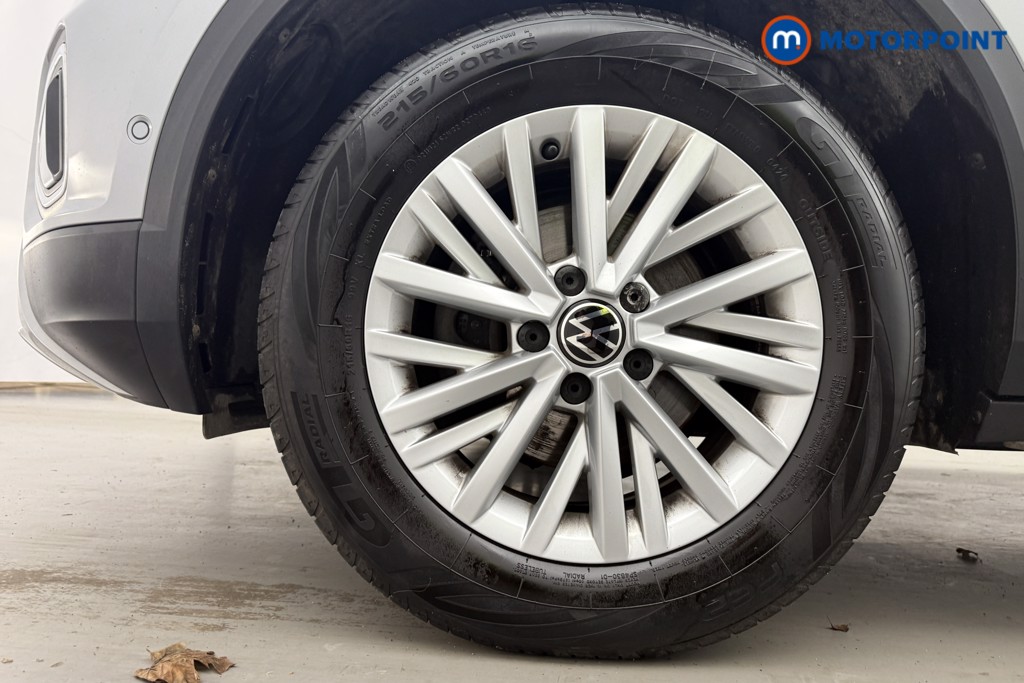 Volkswagen T-Roc Life Automatic Petrol SUV - Stock Number (1605569) - 26th supplementary image