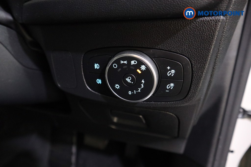 Ford Focus Active X Automatic Diesel Hatchback - Stock Number (1605599) - 11th supplementary image