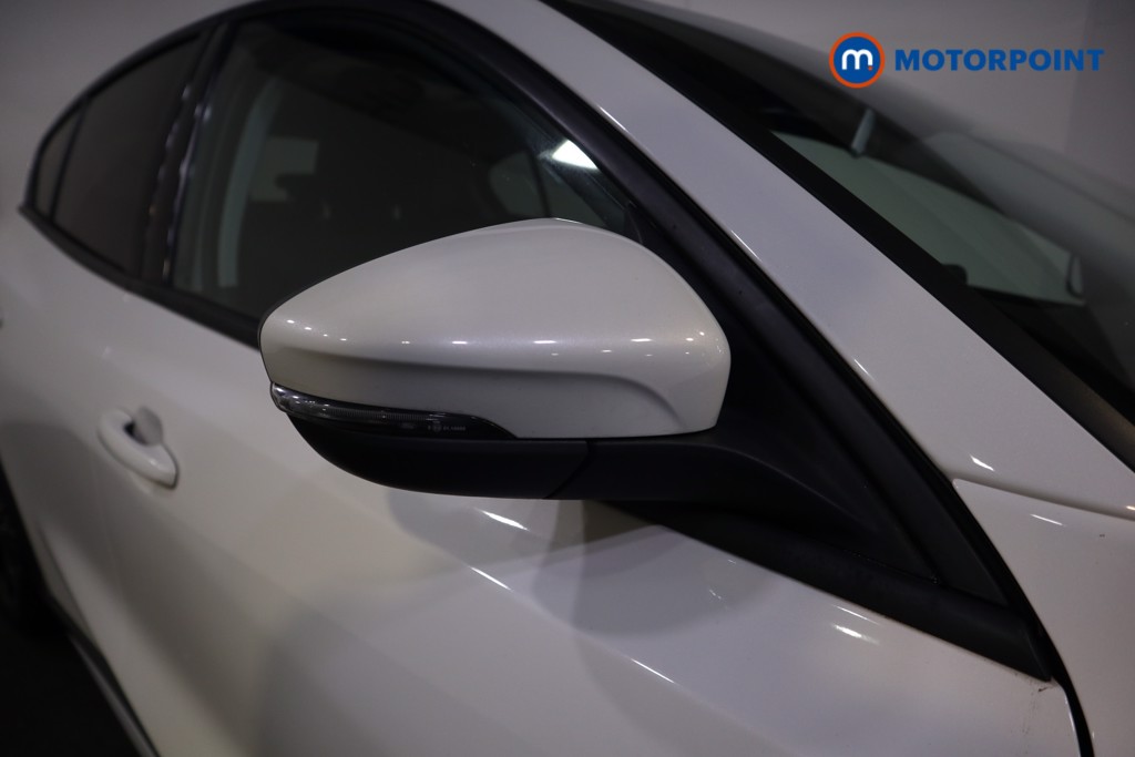 Ford Focus Active X Automatic Diesel Hatchback - Stock Number (1605599) - 30th supplementary image