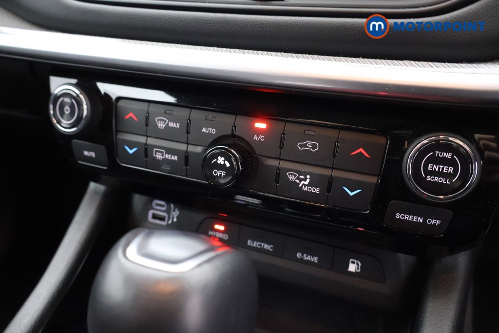 Jeep Compass S Model Automatic Petrol Plug-In Hybrid SUV - Stock Number (1606180) - 7th supplementary image