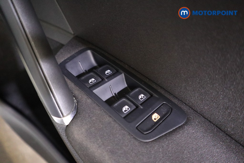 Volkswagen Golf Match Manual Petrol Hatchback - Stock Number (1606400) - 12th supplementary image