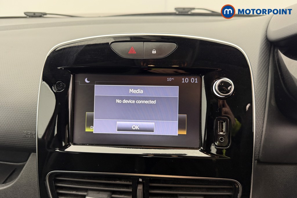 Renault Clio Dynamique Nav Manual Petrol Hatchback - Stock Number (1606478) - 6th supplementary image