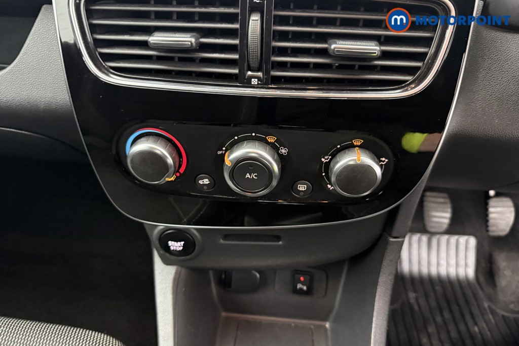 Renault Clio Dynamique Nav Manual Petrol Hatchback - Stock Number (1606478) - 10th supplementary image