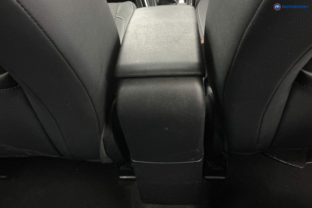 Ford Ecosport Titanium Manual Petrol SUV - Stock Number (1606676) - 16th supplementary image