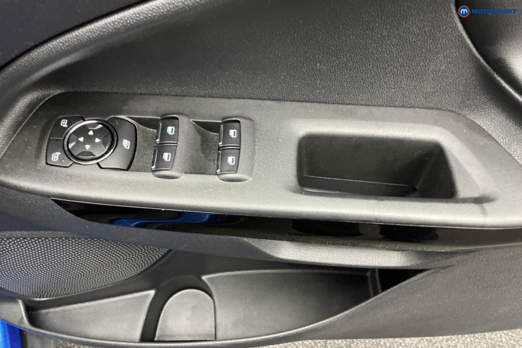 Ford Ecosport Titanium Manual Petrol SUV - Stock Number (1606676) - 29th supplementary image