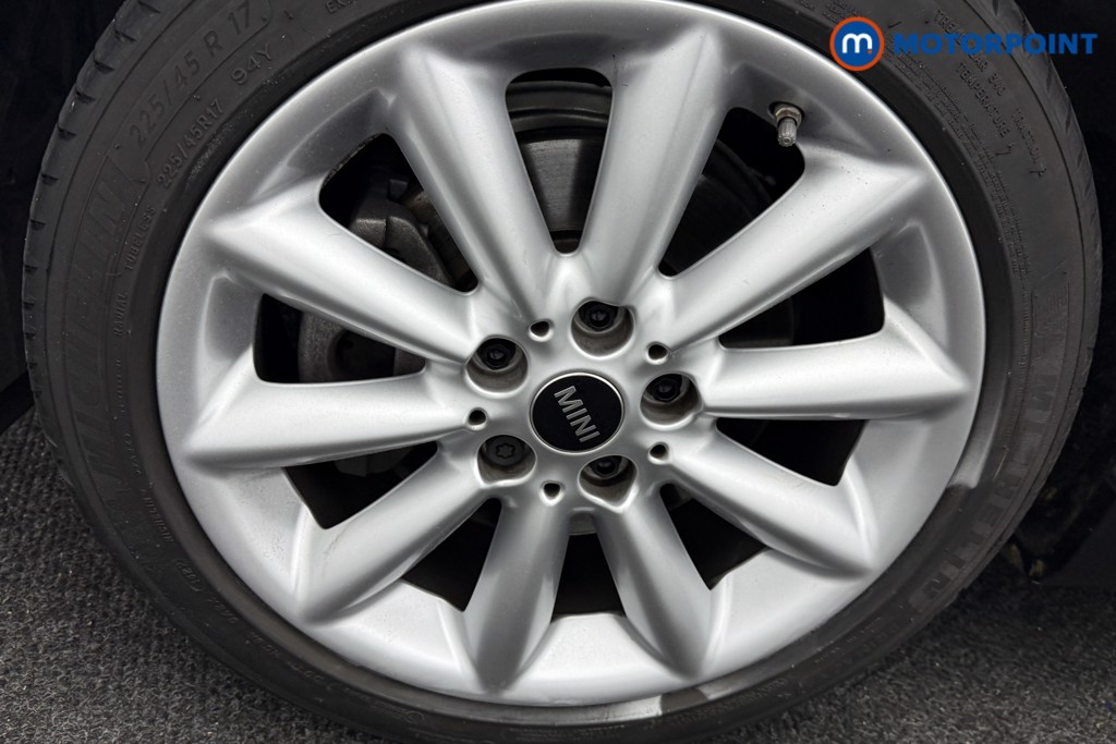 Mini Clubman Cooper Classic Automatic Petrol Estate - Stock Number (1606785) - 29th supplementary image