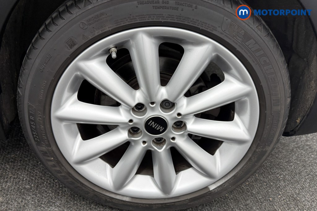 Mini Clubman Cooper Classic Automatic Petrol Estate - Stock Number (1606785) - 30th supplementary image