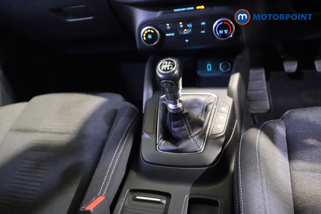 Ford Focus Active Manual Petrol Hatchback - Stock Number (1606971) - 7th supplementary image