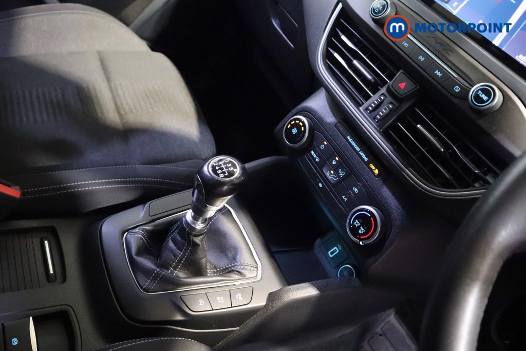 Ford Focus Active Manual Petrol Hatchback - Stock Number (1606971) - 8th supplementary image