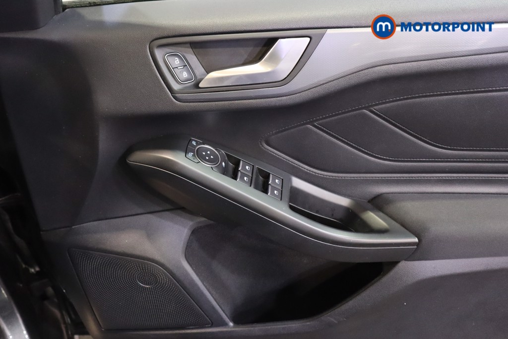 Ford Focus Active Manual Petrol Hatchback - Stock Number (1606971) - 10th supplementary image