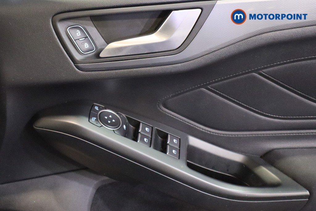 Ford Focus Active Manual Petrol Hatchback - Stock Number (1606971) - 11th supplementary image
