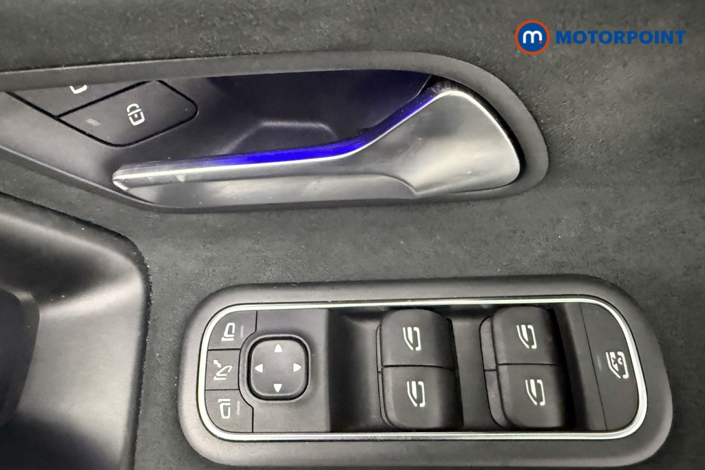 Mercedes-Benz A Class Amg Line Automatic Petrol Hatchback - Stock Number (1607003) - 19th supplementary image