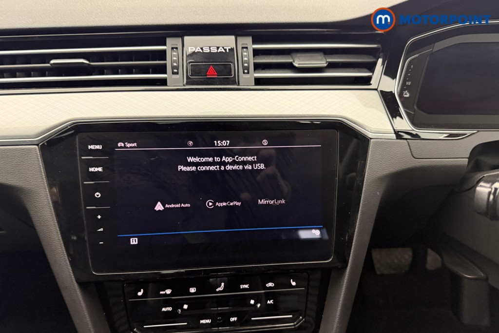 Volkswagen Passat Gte Advance Automatic Petrol Plug-In Hybrid Estate - Stock Number (1607034) - 2nd supplementary image