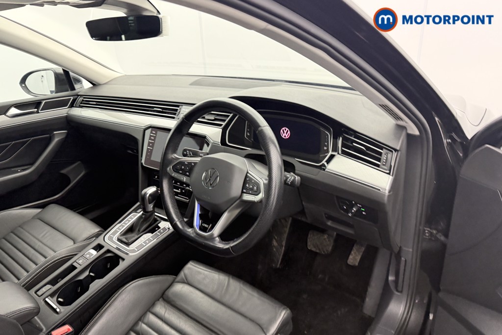 Volkswagen Passat Gte Advance Automatic Petrol Plug-In Hybrid Estate - Stock Number (1607034) - 4th supplementary image