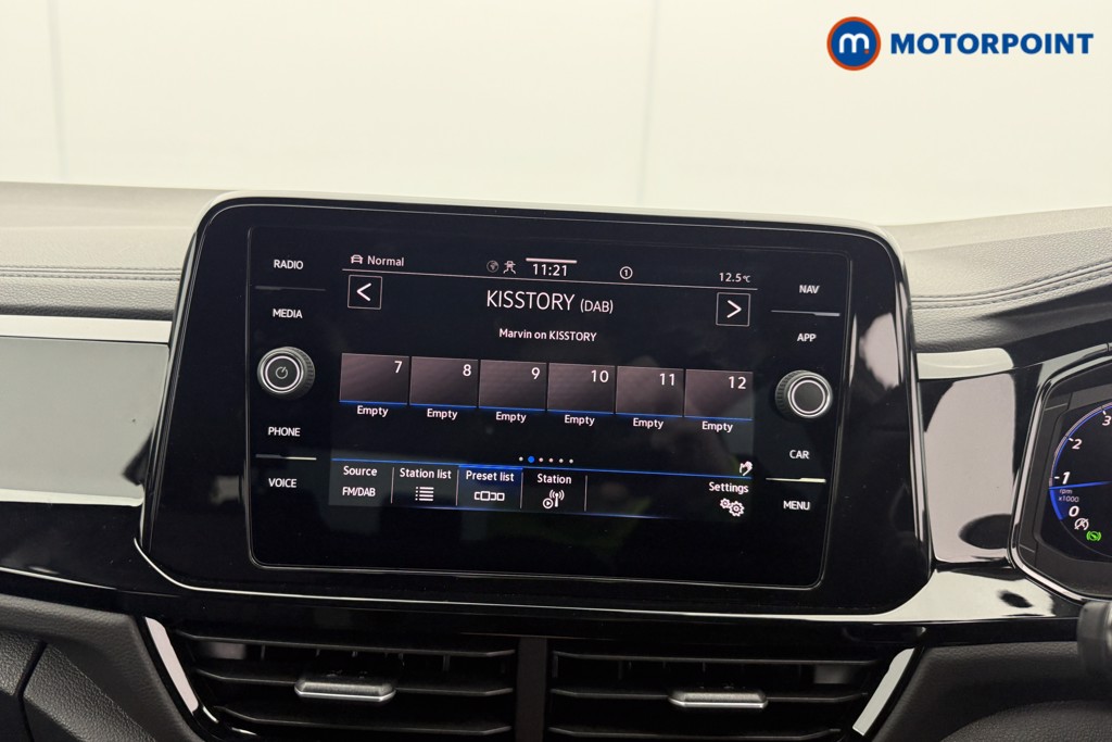 Volkswagen T-Roc Black Edition Automatic Petrol SUV - Stock Number (1607086) - 6th supplementary image