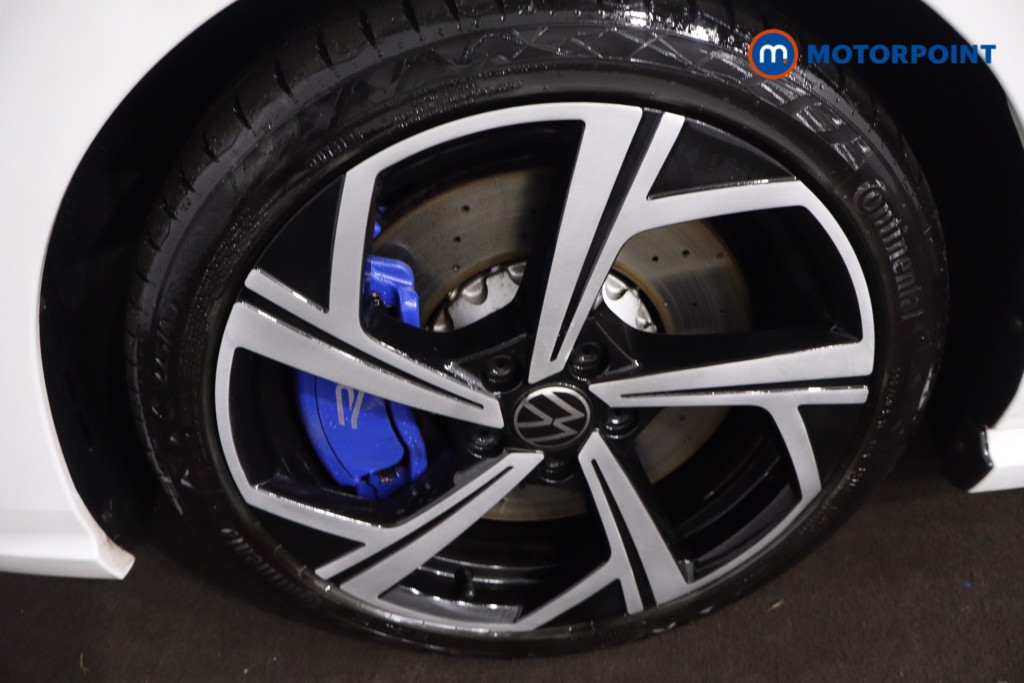 Volkswagen Golf R Automatic Petrol Hatchback - Stock Number (1607175) - 11th supplementary image