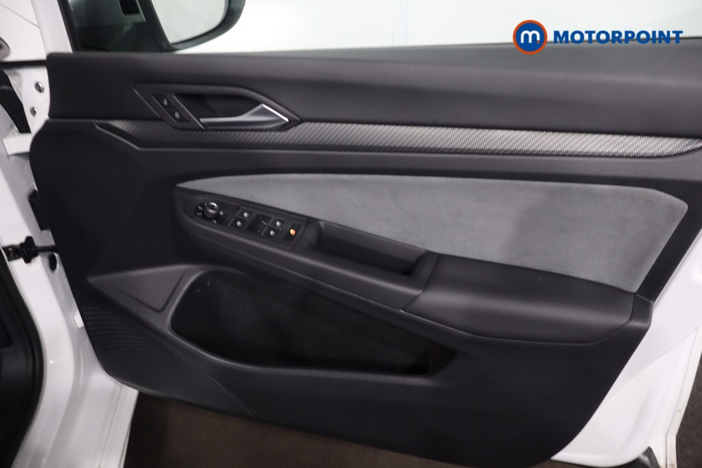 Volkswagen Golf R Automatic Petrol Hatchback - Stock Number (1607175) - 25th supplementary image