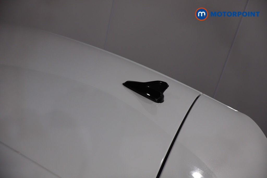 Volkswagen Golf R Automatic Petrol Hatchback - Stock Number (1607175) - 37th supplementary image