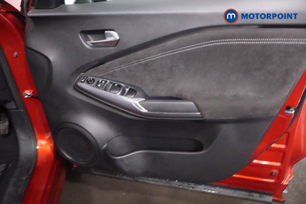 Nissan Juke Tekna-Plus Automatic Petrol-Electric Hybrid SUV - Stock Number (1607193) - 23rd supplementary image